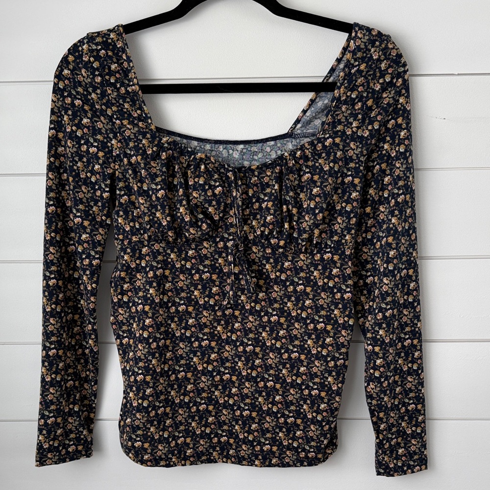 SHEIN Navy and Tan Floral Blouse